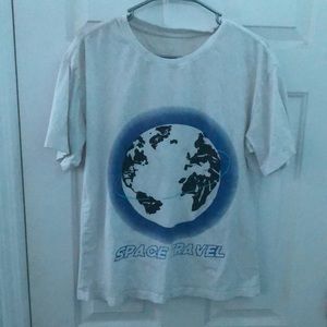 Medium white short sleeve graphic t-shirt